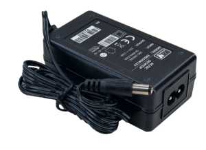 12V/2A/24W, desktop, gniazdo AC: IEC C8, wtyk DC: 2.1/5.5 (+) prosty, bez przewodu AC